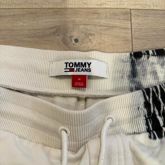 Tommy Hilfiger men's set Sz Med - Picture 7 of 8